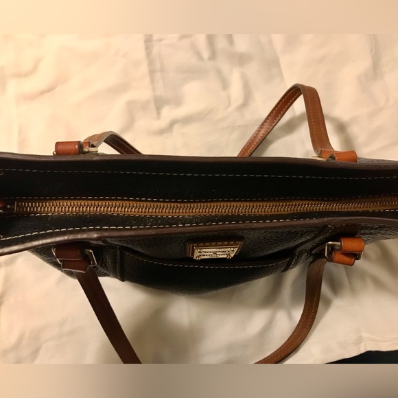 Dooney & Bourke people grain leather handbag - Picture 7 of 9